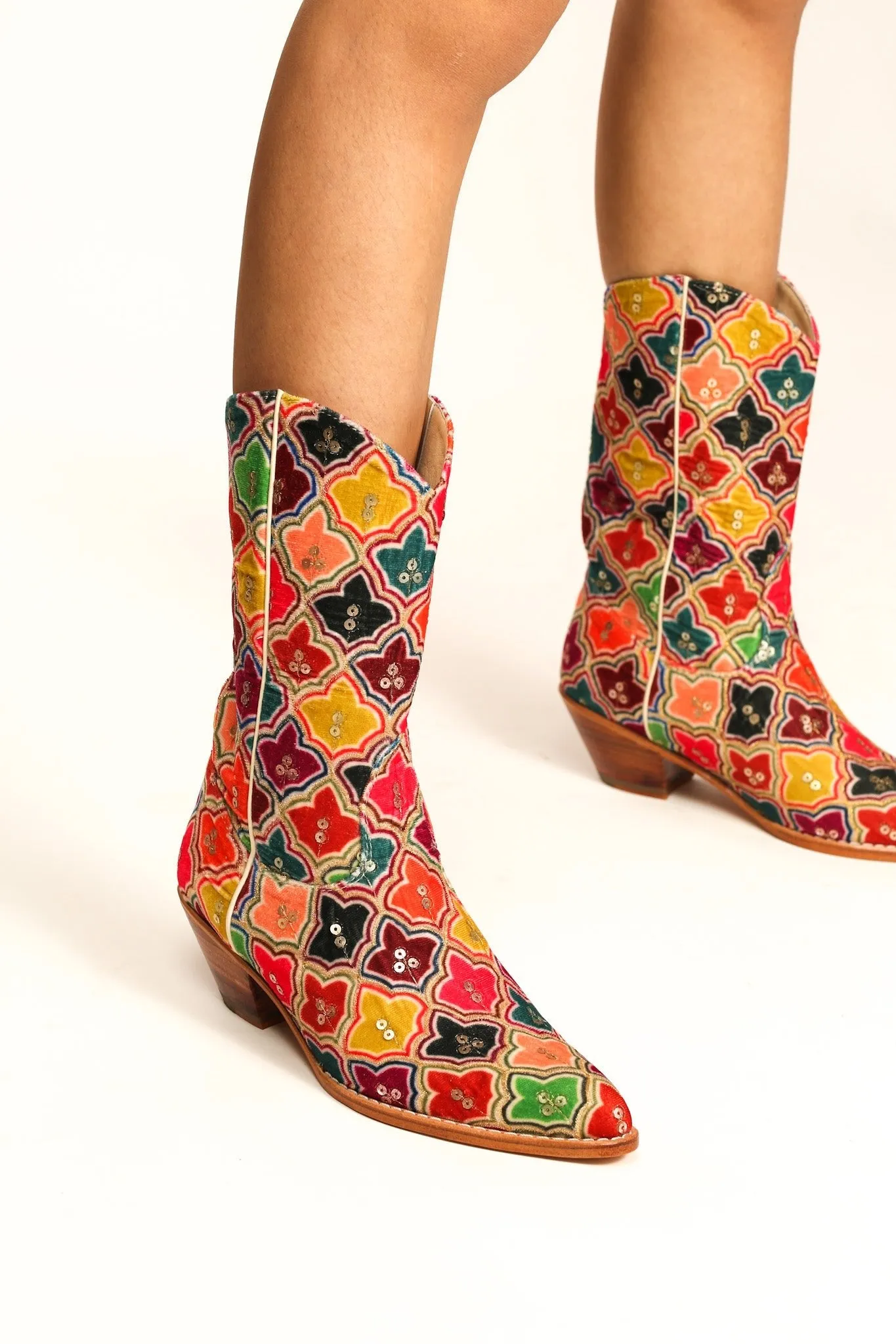 DIAMOND VELVET WESTERN BOOTS ALLY