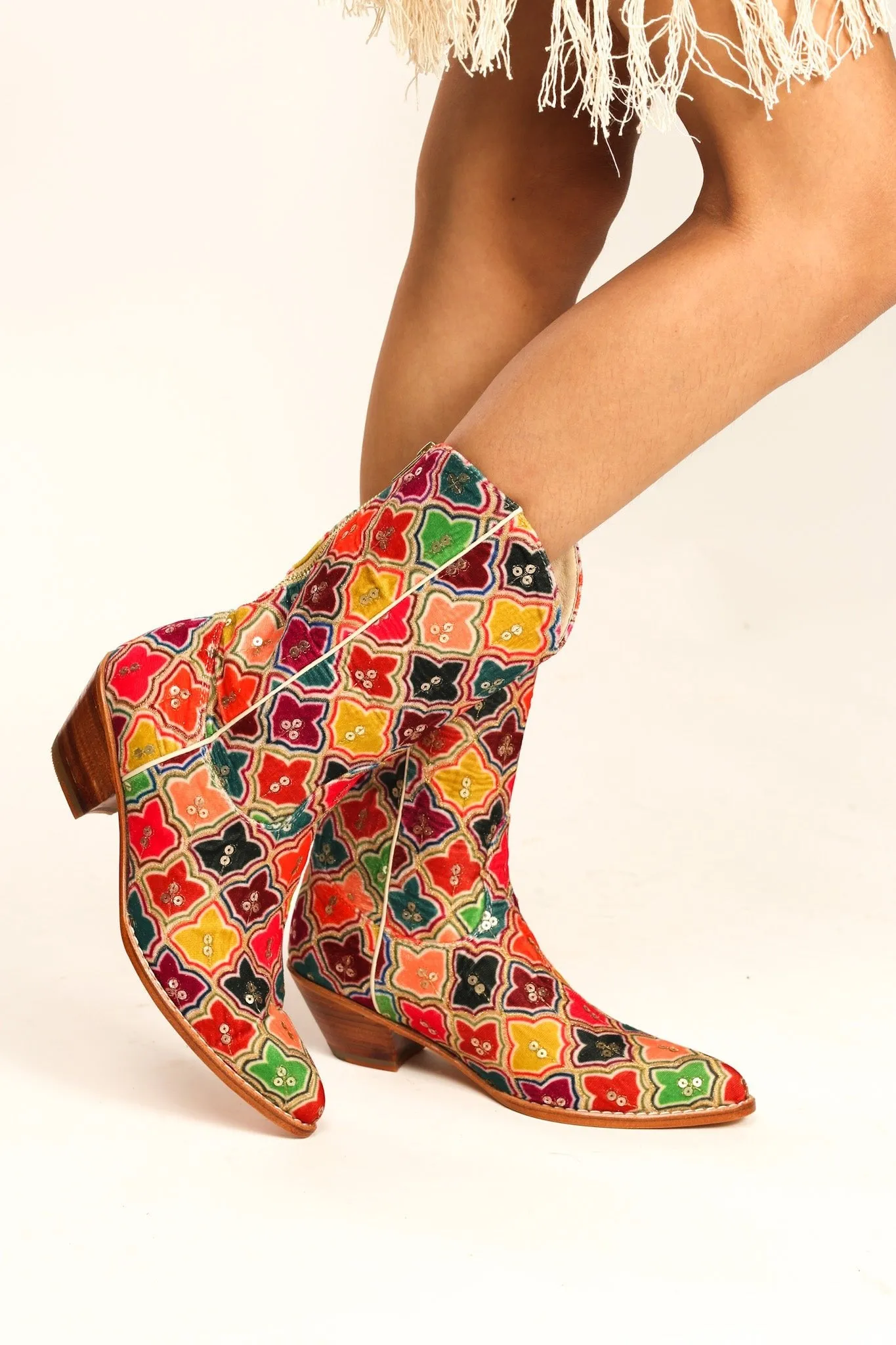DIAMOND VELVET WESTERN BOOTS ALLY