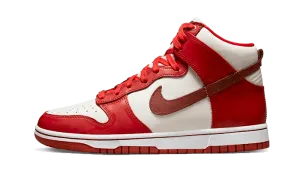 Dunk High LXX Cinnabar