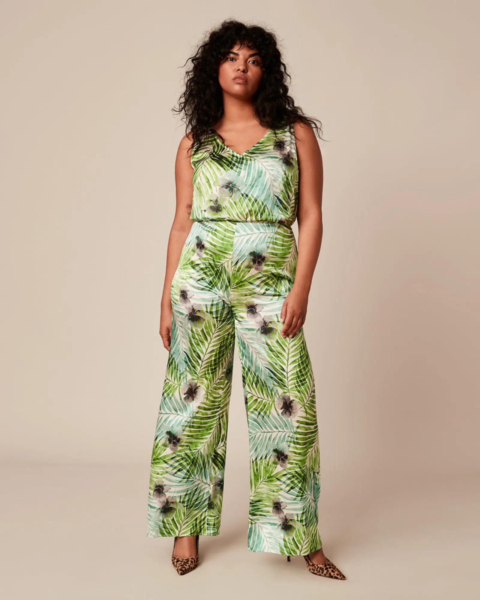 Gia V-Neck Silk Shell | Palm Print